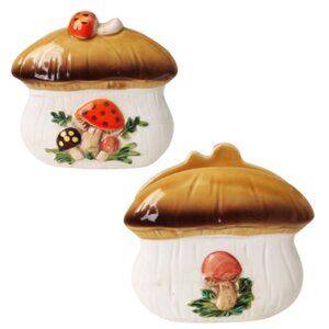 VINTAGE 70s MERRY MUSHROOM NAPKIN HOLDER